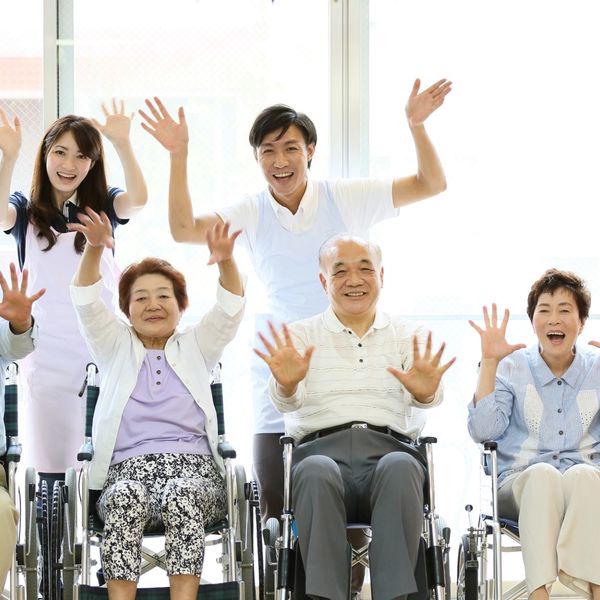 横浜のデイサービス葵では大人の学校としてもご利用可能です